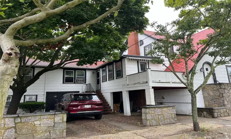 75 Garden City Avenue, Point Lookout, NY, 4 Bedrooms Bedrooms, 10 Rooms Rooms,2 BathroomsBathrooms,Residential,For Sale,Garden City,3574728