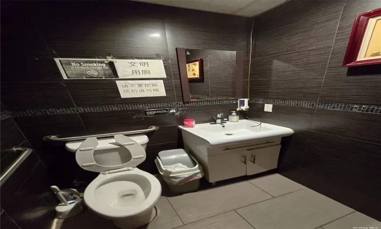 Restaurant restroom