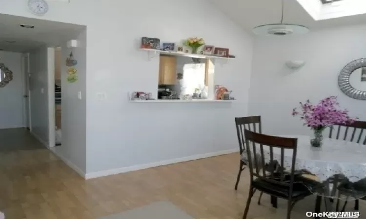 19 Connecticut Avenue, Long Beach, NY, 2 Bedrooms Bedrooms, 4 Rooms Rooms,1 BathroomBathrooms,Residential Lease,For Rent,Connecticut,3576476