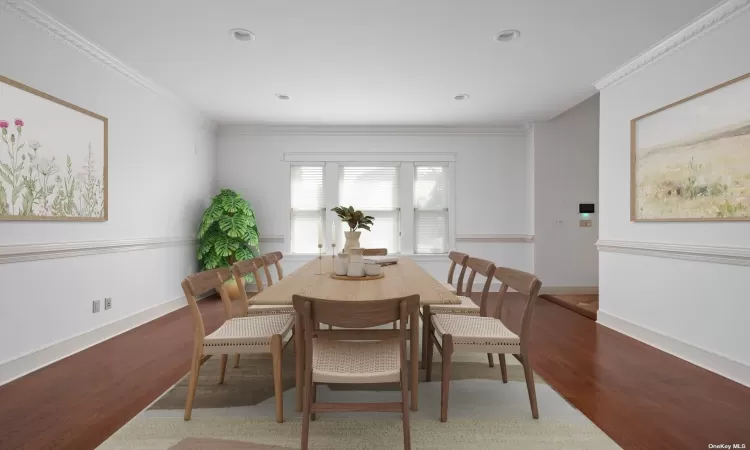 Dining Rm Digitally Staged