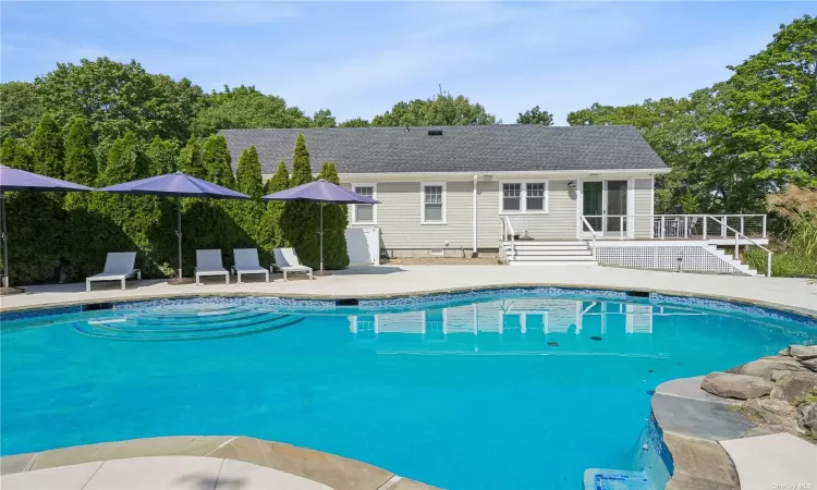 59 Jones Road, East Quogue, NY, 5 Bedrooms Bedrooms, 8 Rooms Rooms,4 BathroomsBathrooms,Residential,For Sale,Jones,3579566