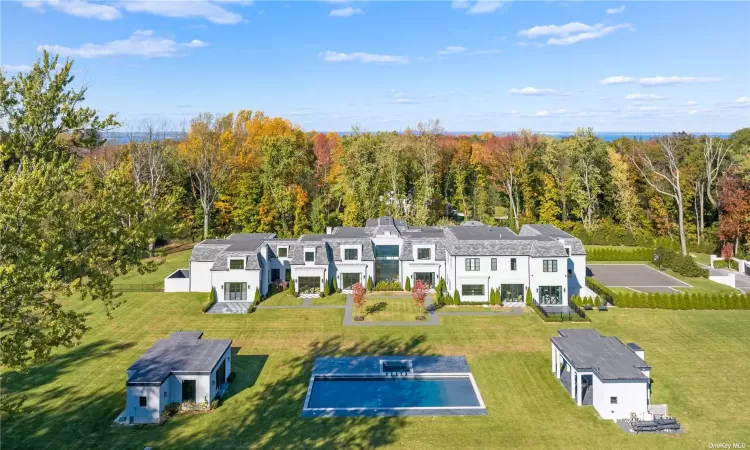 1 Private Road, Locust Valley, NY, 6 Bedrooms Bedrooms, 24 Rooms Rooms,6 BathroomsBathrooms,Residential,For Sale,Private,3579809