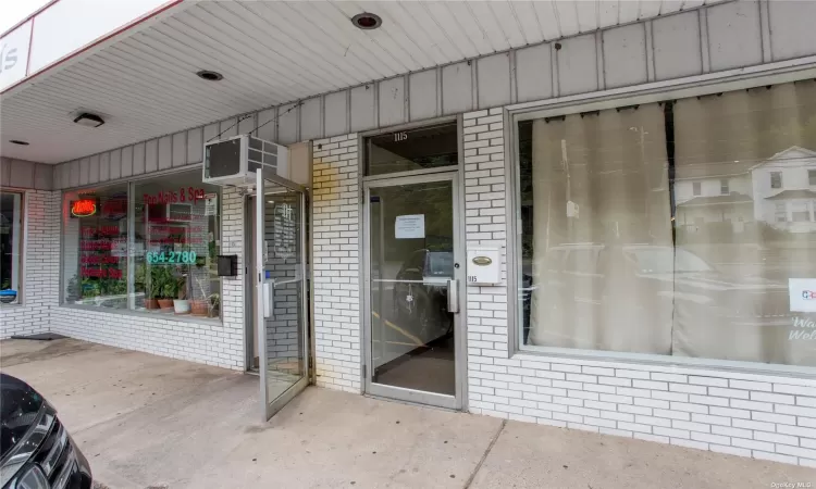 1111-1112 Main St, Out Of Area Town, PA, ,Commercial Sale,For Sale,Main St,3580222