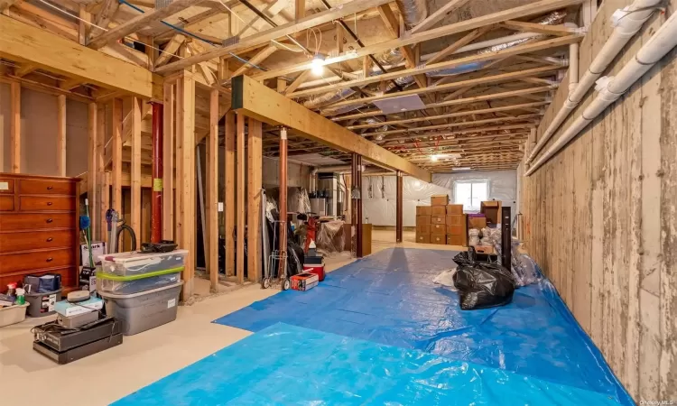 Huge Unfinished Basement