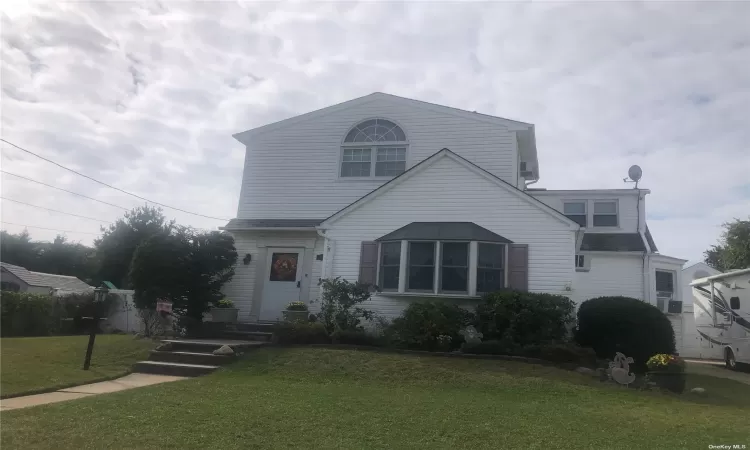 2854 Beverly Road, Oceanside, NY, 3 Bedrooms Bedrooms, 7 Rooms Rooms,2 BathroomsBathrooms,Residential,For Sale,Beverly,3583130