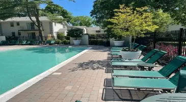 23 Weaver Drive, Massapequa, NY, 1 Bedroom Bedrooms, 4 Rooms Rooms,1 BathroomBathrooms,Residential Lease,For Rent,Weaver,3585733