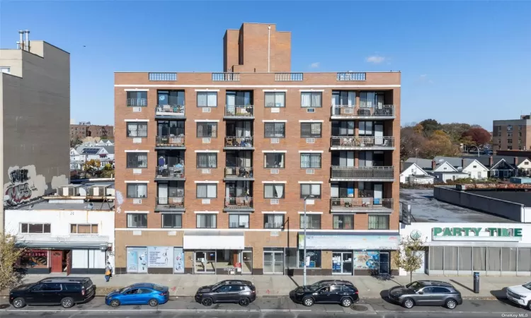 82-25 Queens Boulevard, Elmhurst, NY, ,Commercial Sale,For Sale,Queens,3586801