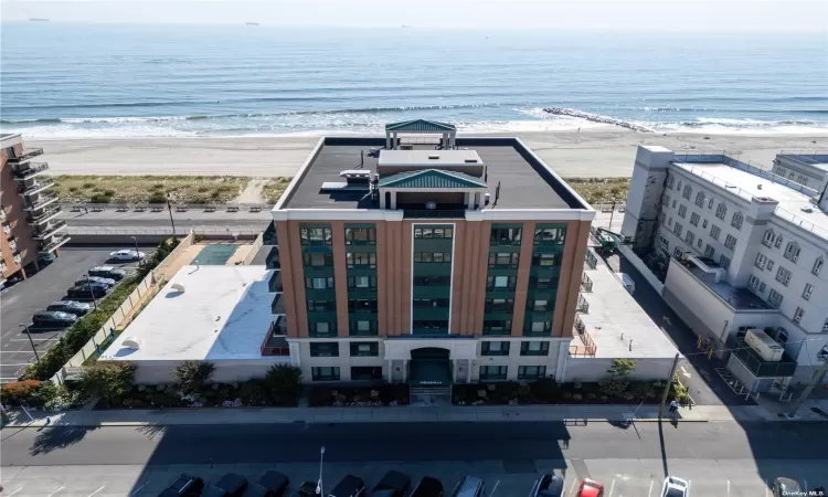 Direct Oceanfront Doorperson Building