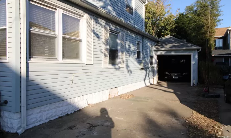 60 Bellmore Avenue, Point Lookout, NY, 2 Bedrooms Bedrooms, 8 Rooms Rooms,1 BathroomBathrooms,Residential,For Sale,Bellmore,3588034