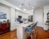 Kitchen w Island