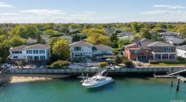 2915 Shore Drive, Merrick, NY, 4 Bedrooms Bedrooms, 13 Rooms Rooms,4 BathroomsBathrooms,Residential,For Sale,Shore,3586126