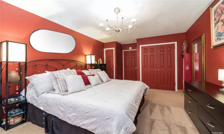 Large Bedroom with 2 closets