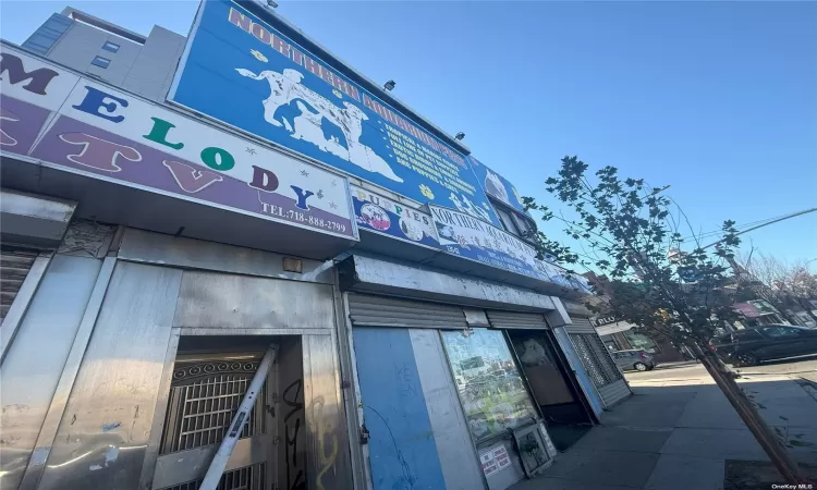 135-02-08 Northern Blvd, Flushing, NY, ,Commercial Sale,For Sale,Northern Blvd,3589348