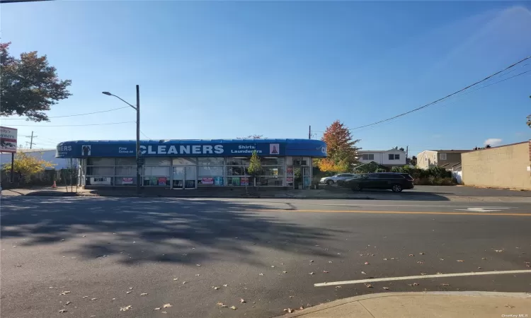 25 Nassau Boulevard, West Hempstead, NY, ,Commercial Sale,For Sale,Nassau,3587525