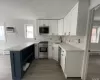 215 Shore Road, Long Beach, NY, 1 Bedroom Bedrooms, 3 Rooms Rooms,1 BathroomBathrooms,Residential Lease,For Rent,Shore,3589807