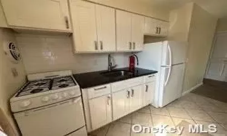 345 Park Avenue, Long Beach, NY, 2 Bedrooms Bedrooms, 5 Rooms Rooms,1 BathroomBathrooms,Residential Lease,For Rent,Park,3590981