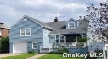 371 Penn Street, Long Beach, NY, 3 Bedrooms Bedrooms, 5 Rooms Rooms,2 BathroomsBathrooms,Residential Lease,For Rent,Penn,3590952