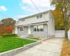 1701 Lexington Avenue, Merrick, NY, 5 Bedrooms Bedrooms, 9 Rooms Rooms,3 BathroomsBathrooms,Residential,For Sale,Lexington,3590945