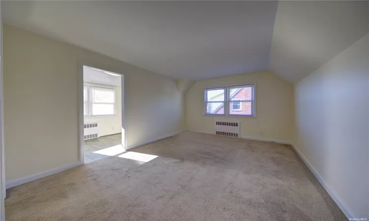 933 Naple Avenue, Franklin Square, NY, 1 Bedroom Bedrooms, 3 Rooms Rooms,1 BathroomBathrooms,Residential Lease,For Rent,Naple,3590953