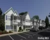 81 Secatogue Avenue, Farmingdale, NY, 2 Bedrooms Bedrooms, 4 Rooms Rooms,1 BathroomBathrooms,Residential Lease,For Rent,Secatogue,3591132