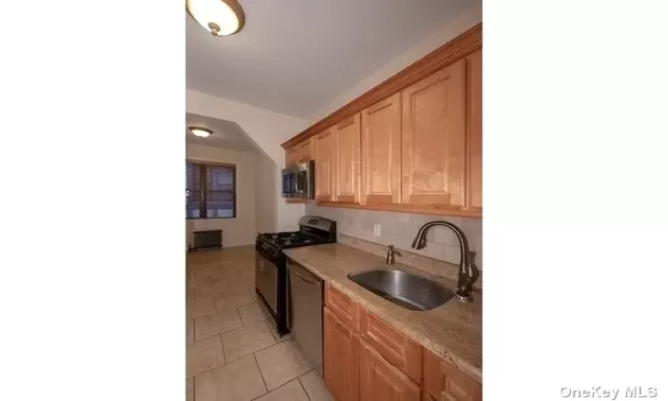 190-7A Crocheron Avenue, Flushing, NY, 2 Bedrooms Bedrooms, 5 Rooms Rooms,2 BathroomsBathrooms,Residential Lease,For Rent,Crocheron,3591184