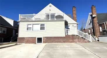 249 Broadway, Long Beach, NY, 2 Bedrooms Bedrooms, 4 Rooms Rooms,1 BathroomBathrooms,Residential Lease,For Rent,Broadway,3591242