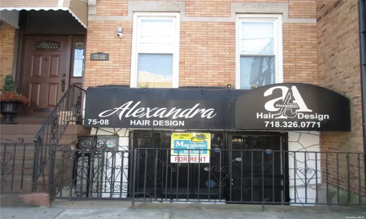 75-08 Metropolitan Avenue, Middle Village, NY, ,Commercial Lease,For Rent,Metropolitan,3591239