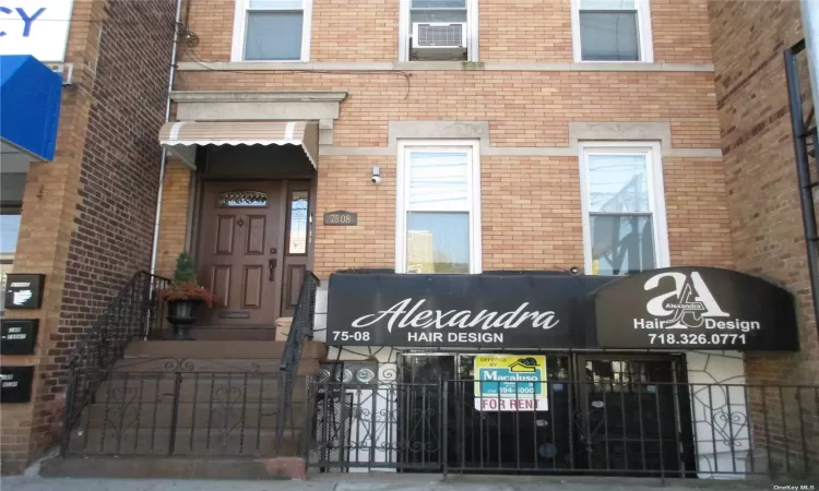 75-08 Metropolitan Avenue, Middle Village, NY, ,Commercial Lease,For Rent,Metropolitan,3591239