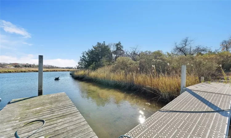 32 Tanners Neck Lane, Westhampton, NY, 4 Bedrooms Bedrooms, 8 Rooms Rooms,4 BathroomsBathrooms,Residential Lease,For Rent,Tanners Neck,3591402