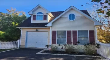 821 Sound Shore Road, Riverhead, NY, 1 Bedroom Bedrooms, 3 Rooms Rooms,1 BathroomBathrooms,Residential Lease,For Rent,Sound Shore,3591358