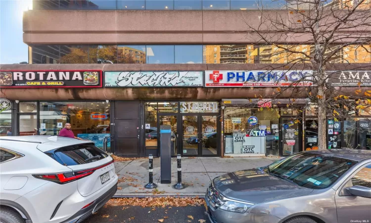 68-60 Austin Street, Forest Hills, NY, ,Commercial Lease,For Rent,Austin,3591457