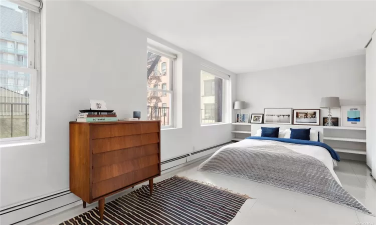 18R Spring Street, New York, NY, 5 Bedrooms Bedrooms, 15 Rooms Rooms,5 BathroomsBathrooms,Residential Income,For Sale,Spring,3591525