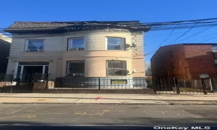 1538 Hoe Avenue, Bronx, NY, 8 Bedrooms Bedrooms, 14 Rooms Rooms,2 BathroomsBathrooms,Residential Income,For Sale,Hoe,3591510