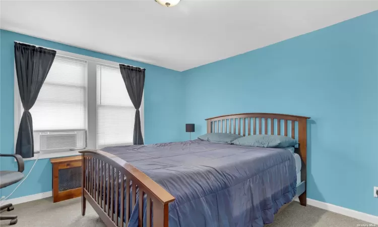 69-26 Thursby Avenue, Arverne, NY, 5 Bedrooms Bedrooms, 10 Rooms Rooms,2 BathroomsBathrooms,Residential Income,For Sale,Thursby,3591548