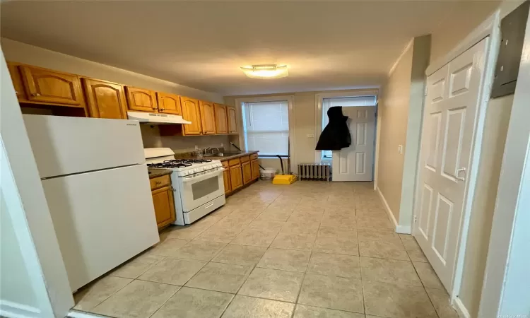 20-50 Gates Avenue, Ridgewood, NY, 18 Bedrooms Bedrooms, 30 Rooms Rooms,6 BathroomsBathrooms,Residential Income,For Sale,Gates,3591606