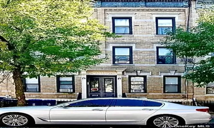 20-50 Gates Avenue, Ridgewood, NY, 18 Bedrooms Bedrooms, 30 Rooms Rooms,6 BathroomsBathrooms,Residential Income,For Sale,Gates,3591606