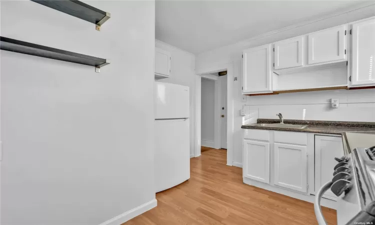 97-18 72nd Road, Forest Hills, NY, 1 Bedroom Bedrooms, 4 Rooms Rooms,1 BathroomBathrooms,Residential Lease,For Rent,72nd,3591645