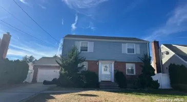 315 Latham Road, Mineola, NY, 3 Bedrooms Bedrooms, 6 Rooms Rooms,2 BathroomsBathrooms,Residential Lease,For Rent,Latham,3591558