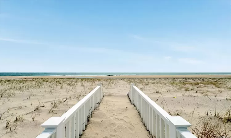 Private Walkway to Ocean