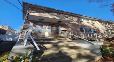 160-11 76th Road, Fresh Meadows, NY, 2 Bedrooms Bedrooms, 5 Rooms Rooms,1 BathroomBathrooms,Residential Lease,For Rent,76th,3591855