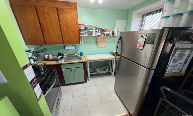 83-45 Vietor Avenue, Elmhurst, NY, 2 Rooms Rooms,1 BathroomBathrooms,Residential,For Sale,Vietor,3591957