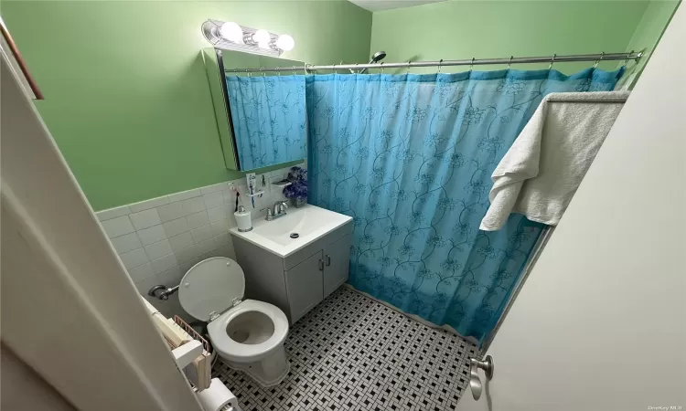 83-45 Vietor Avenue, Elmhurst, NY, 2 Rooms Rooms,1 BathroomBathrooms,Residential,For Sale,Vietor,3591957