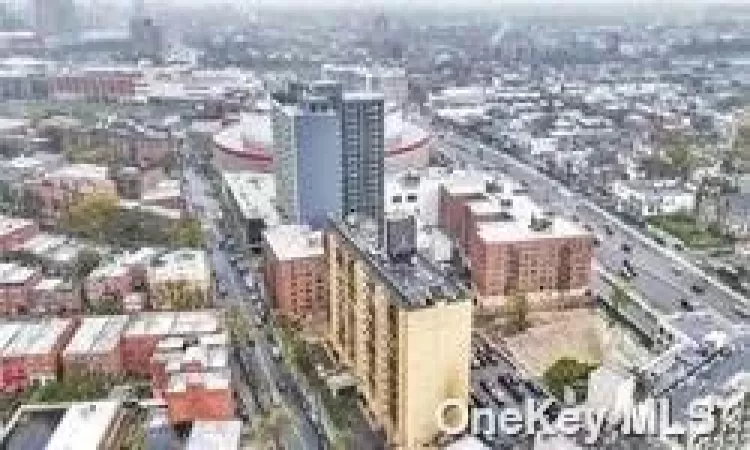 87-08 Justice Avenue, Elmhurst, NY, 5 Rooms Rooms,2 BathroomsBathrooms,Residential,For Sale,Justice,3592039