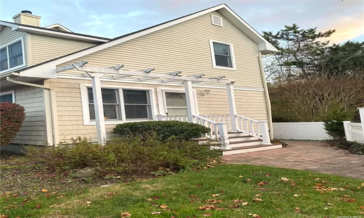 2 Hickory, East Moriches, NY, 1 Bedroom Bedrooms, 4 Rooms Rooms,1 BathroomBathrooms,Residential Lease,For Rent,Hickory,3591981