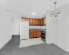 1186 233rd Street, Bronx, NY, 2 Bedrooms Bedrooms, 5 Rooms Rooms,1 BathroomBathrooms,Residential Lease,For Rent,233rd,3592045