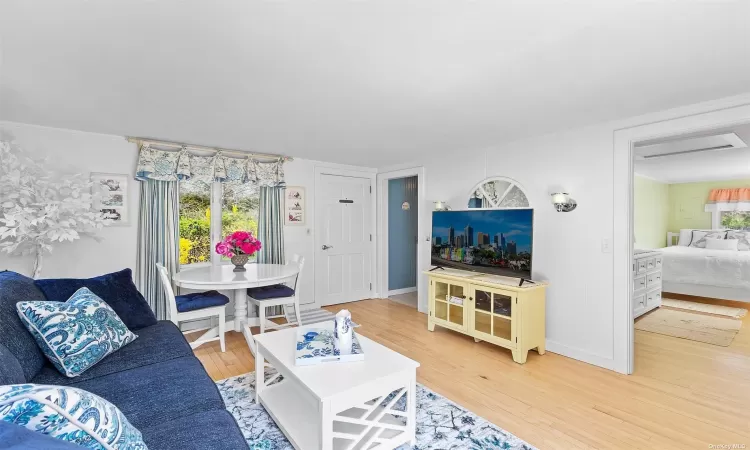 140 Three Mile Harbor Road, East Hampton, NY, 2 Bedrooms Bedrooms, 4 Rooms Rooms,1 BathroomBathrooms,Residential Lease,For Rent,Three Mile Harbor,3592299