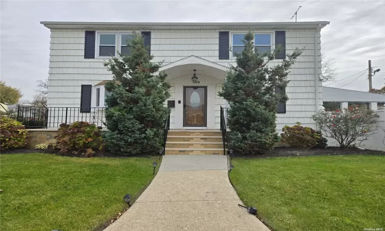 35 Keegan Street, Elmont, NY, 1 Bedroom Bedrooms, 3 Rooms Rooms,1 BathroomBathrooms,Residential Lease,For Rent,Keegan,3592289