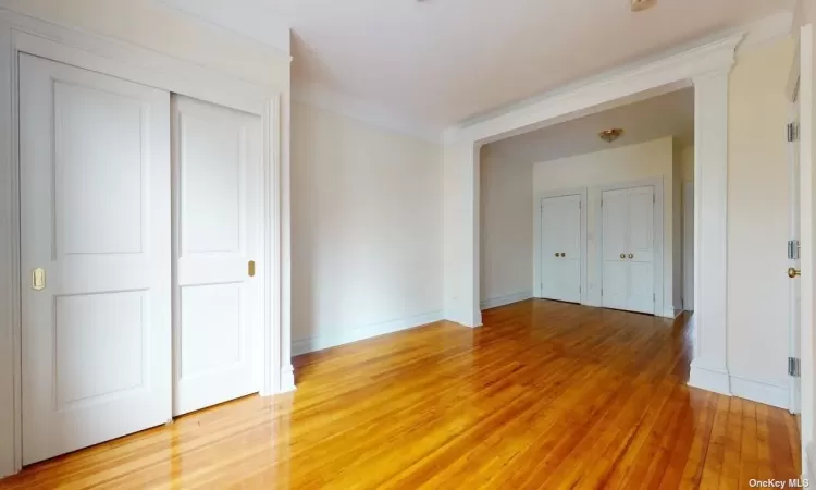 28-15 Steinway Street, Astoria, NY, 3 Bedrooms Bedrooms, 6 Rooms Rooms,1 BathroomBathrooms,Residential Lease,For Rent,Steinway,3592094