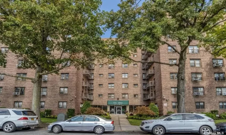 204-15 Foothill Avenue, Hollis, NY, 1 Bedroom Bedrooms, 4 Rooms Rooms,1 BathroomBathrooms,Residential,For Sale,Foothill,3592409