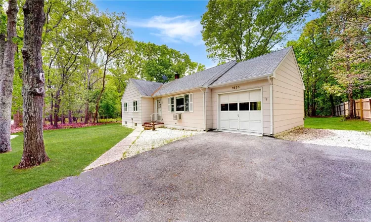 1635 Sagg Road, Sag Harbor, NY, 3 Bedrooms Bedrooms, 6 Rooms Rooms,2 BathroomsBathrooms,Residential,For Sale,Sagg,3592497